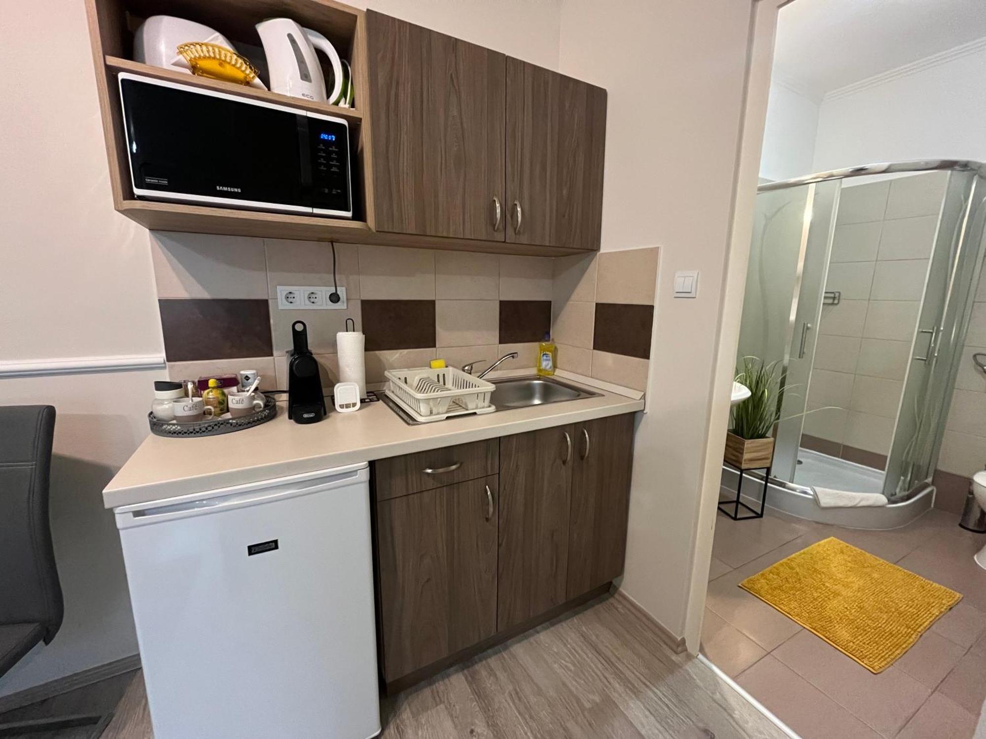 Oreo Apartman Eger Exterior photo